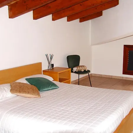 Giulia Attic *